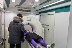 补时阶段头部被撞，天津记者：目前谢维军正在医院接受检查