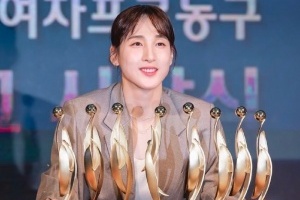 金丹妃打出生涯最强一季 一人囊括韩国WKBL常规赛MVP等8个奖项