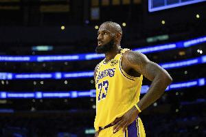 💪詹姆斯40岁后连续5场25+ NBA历史首人