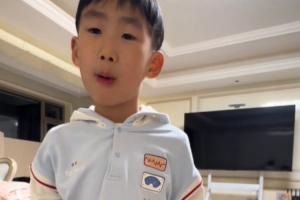 还没完全服！周琦儿子谈他的发挥：打得还行 抢了两个球