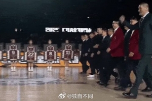 记者：今年的CBA全明星 除了正赛依旧难看外 其他环节还真不错