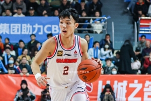 徐杰：两周前就开始准备和辽宁的比赛 自己要向伯克学习
