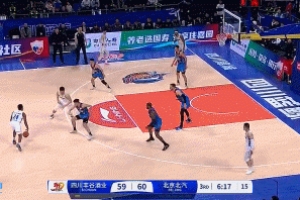 开启进攻模式！北京外援纳托尔三分3连击 3分钟内连砍11分！