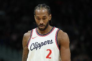 😥没打动哈特！小卡半场7中3拿9分2板4助1断 正负值-7全队最低