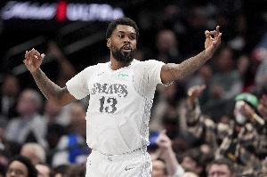 里程悲😭马绍尔本场29分和17板都创个人生涯新高 难阻球队失利