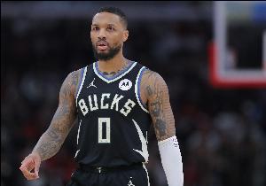 利拉德单场至少20分5板10助且0失误 NBA历史第2老&仅次于詹姆斯