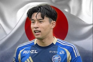 官方：日本队补召町田中后卫中山雄太，世预赛参赛名单增至26人