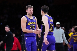 NBA彩经：湖人不敌掘金 火箭客胜魔术 太阳轻取公牛 骑士力擒国王