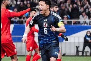 利物浦官推晒远藤航照片，祝贺其随日本队提前晋级世界杯