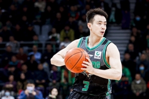 付政浩：从CBA联赛层面 赵继伟当属综合成就最高的本土控卫🖐️