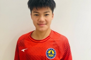 博主：刘凯源本赛季西班牙加泰U16优选联赛首发18次，已打入9球