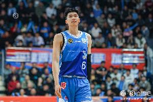稍微有点铁！邹阳出场41分钟13中4&三分6中1拿到15分 正负值-11