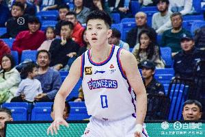 段冉：山西上半场防守一言难尽 天津三人打满疑似锡伯杜天津分杜