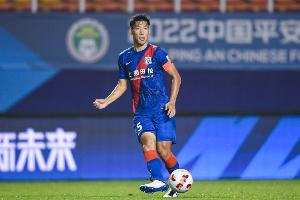 记者：朱辰杰不能完整合练出战可能性不大，王世龙可能首次首发