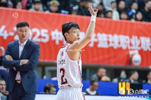 轻松加轻松！徐杰出战仅28分钟 8中5拿到12分3板5助3断 正负值+21