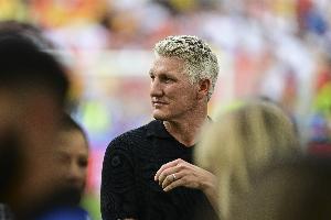 德媒：德丙黑马淘汰勒沃库森，主帅邀施魏因斯泰格一起狂欢至天明