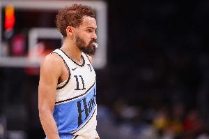 😐这也赢不了！特雷-杨20中7&13罚12中空砍29分15助