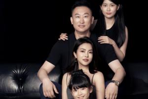 🍉刘维伟被妻子实锤出轨：公然带小三见人！威胁恐吓提离婚🥵
