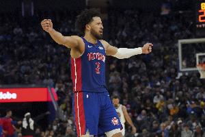 锡安：人们没有给CC足够的尊重 他是本赛季最佳阵容级别的球员
