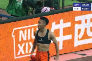 终于破僵！第86分钟徐宏杰头球破门，玉昆1-0领先海牛