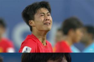 快哭了😖国少不敌乌兹别克斯坦濒临出局，赛后众将表情失落