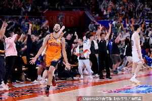 麦穗丰：哈维今天铁哭了 但广东下半场犯了那么多错误