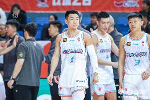 夏晓司：山东男篮明天放假 球队从外援到国内球员都会有一些变化