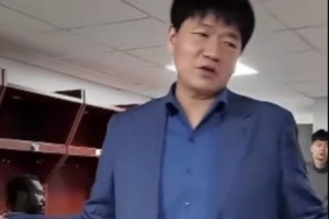 邱彪更衣室喊话球员：这个赛季你们是成功的 失败的是我
