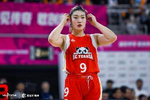 朱彦硕：四川女篮好手扎堆 责任感&动力没有了 过于安逸而怠惰