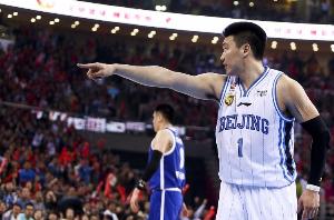 媒体人：当年在通道发总冠军戒指给李根 不是俱乐部安排的