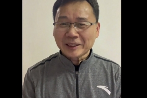 武汉媒体人：三镇应连夜给邓卓翔转正，不要去折腾找什么主教练了