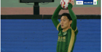 11场7球！王钰栋开场2分钟小角度破门，浙江1-0泰山！