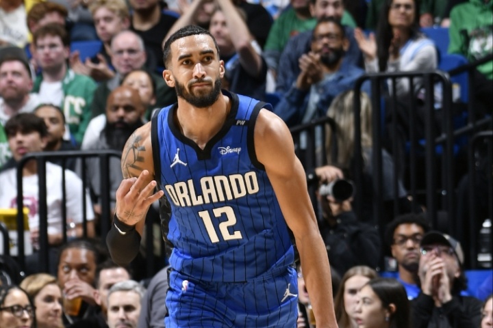 直播吧：广东男篮报价NBA后卫特雷韦林-奎因 球员尚未做最后决定