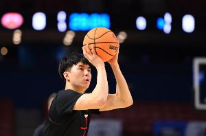 夺金可免兵役！媒体人：李贤重和吕俊锡计划参加明年亚运会