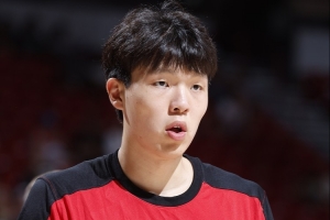 杨瀚森不打！即便周琦归队 中国男篮也将更多使用余嘉豪&胡金秋