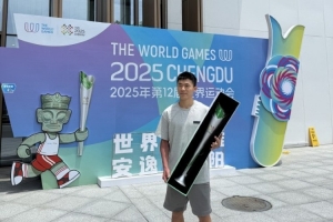 胡荷韬：能作为火炬手参与成都世运会的火炬传递非常自豪
