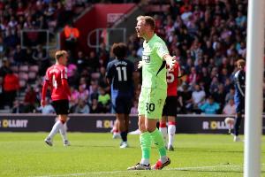记者：拉姆斯代尔今天完成租借加盟纽卡程序，租借费400万英镑