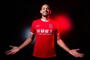 费利佩本赛季两回合对阵泰山都有进球，他对阵泰山攻入过4球