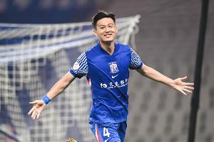 蒋圣龙：0-3落后也觉得下半场能扳回来，因为现在球队不一样了