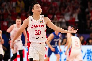 媒体人：霍金森是日本基本盘 富永启生不能带动球队&只能锦上添花
