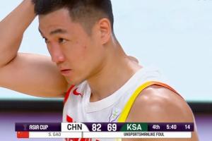 ？？？高诗岩单断之后被吹了双方违体？慢镜头显示没碰对方脸啊