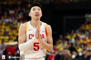 赵继伟：廖三宁打球特别飘逸 我总感觉他不使劲🤣🤣