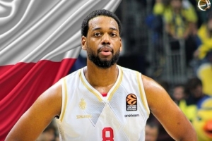 19年随猛龙夺冠！波兰男篮归化前NBA球员乔丹-劳埃德