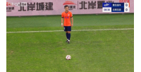 首开记录！刘军帅开场9分钟轻巧头球破门，青岛海牛1-0云南玉昆