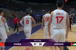 17-0开局！中国男篮半场领先约旦9分 赵睿2失误后连砍11分