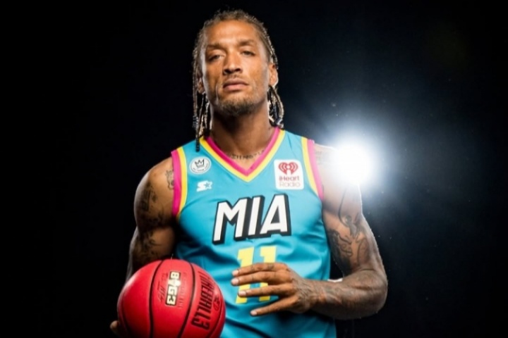 献隔扣🔥36岁前榜眼比斯利Big3狂砍30分7板4助4断 对手全队33分