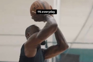 詹姆斯 八村塁 马克西合练 老詹低位背打翻身跳投命中🏀