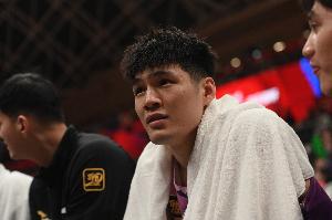 直播吧：广东从北控收购陈国豪签约权花费2000万转会费 如今送走