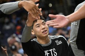 媒体人：广东确实在求购崔永熙 交易还没签约+下午确定