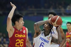 2年前的今天：中国男篮世界杯不敌菲律宾 克拉克森单节爆砍24分